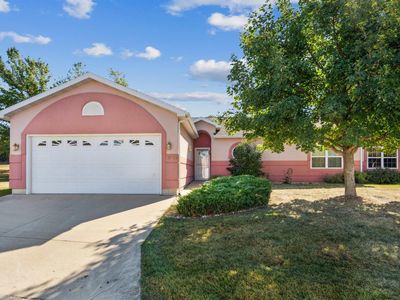 1721 W 18th St APT B, Cedar Falls, IA, 50613