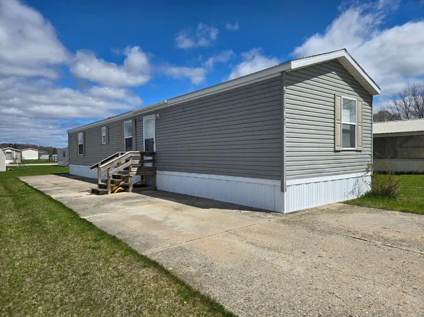 9117 Ann St #24, Hesperia, MI 49421