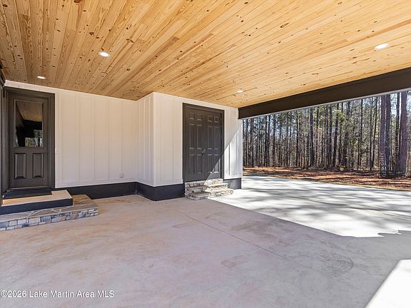 5th image of 229 Stagecoach Rd