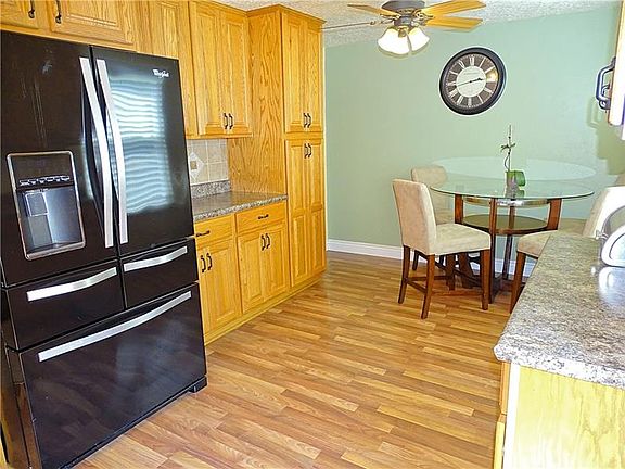 5th image of 5249 Elmwood Dr