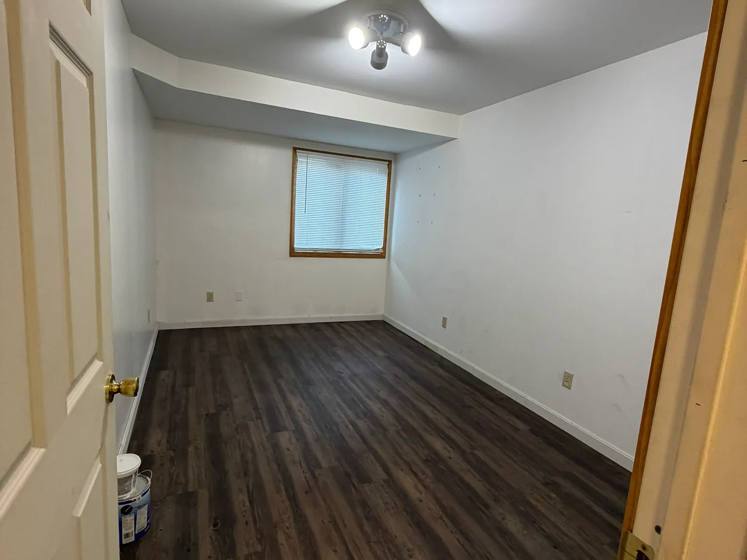 2140 Sackett Rd — Photo 3