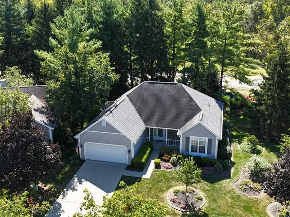 702 Yachtsman Cv, Maineville, OH 45039