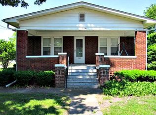 1102 N Otter Creek Rd, Streator, IL 61364