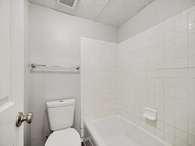 Heritage Heights — Photo 16
