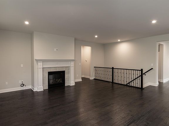 The Beachwood B Family Room