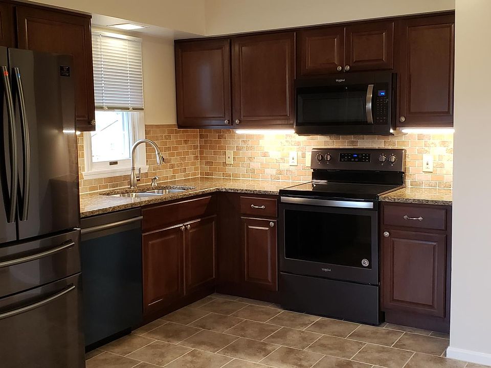 1st image of 2 John St #D