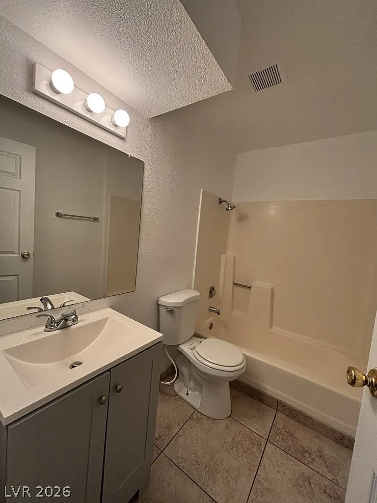 Building Photo - 1521 Cobb Ln #4
