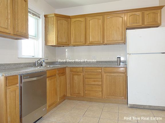 3rd image of 9 Mulford St #1
