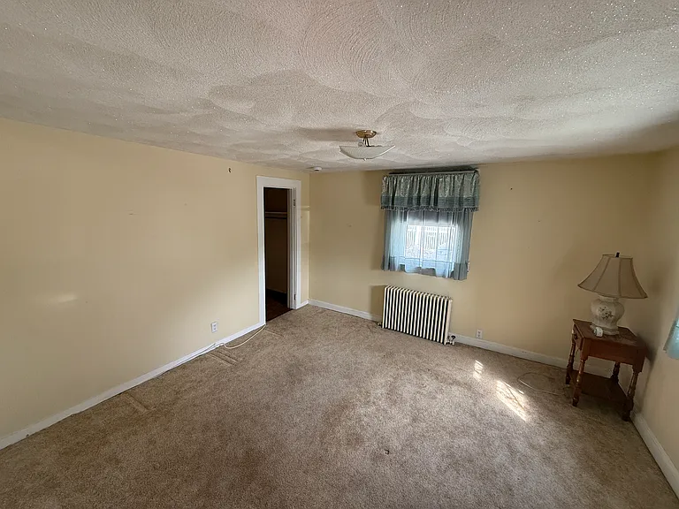 52 Crest Ave — Photo 16