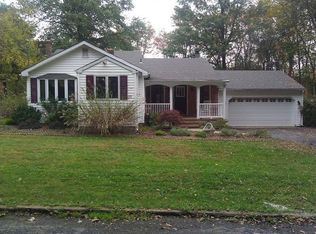 5 Wilson Ave, Chester, NJ 07869
