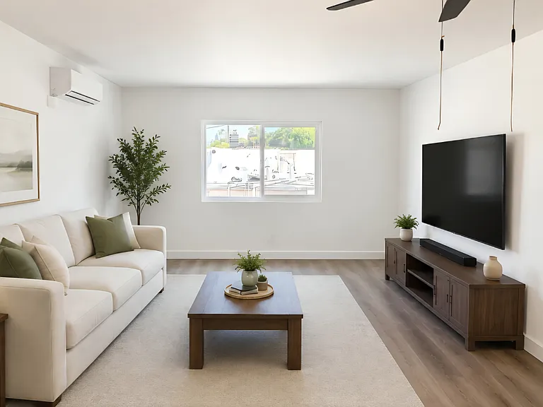 143 W Guinida Ln #9 — Photo 1