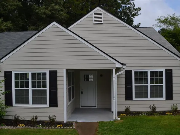 5134 Hill Farm Dr NE, Woodstock, GA 30188