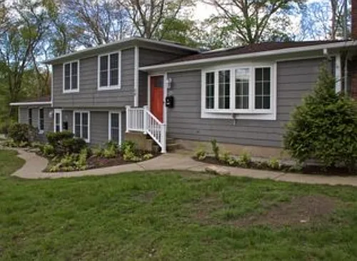 54 Maplewood Dr #1 Photo 1