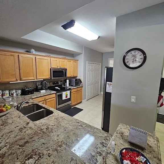 10720 Ravenna Way #104 — Photo 5