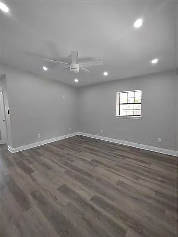 307 Talbot Dr — Photo 14