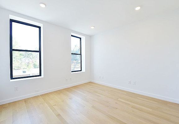 3rd image of 201 Prospect Ave #1R