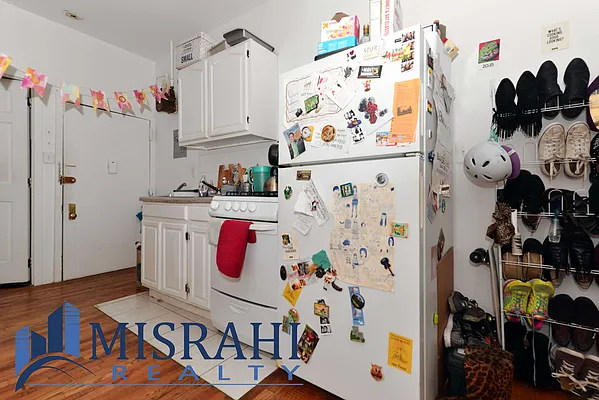 Rented by J Misrahi Realty Corp | media 24