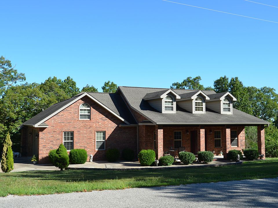 1st image of 514 Rosehill Ln