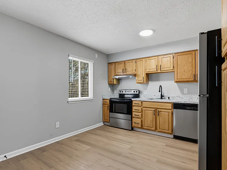 The Reserve @ BLU Townhomes — Photo 19