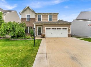 3225 Seneca Dr, Brunswick, OH 44212