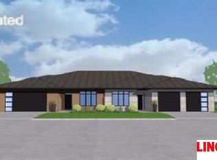 8821 S 37th St, Lincoln, NE 68516
