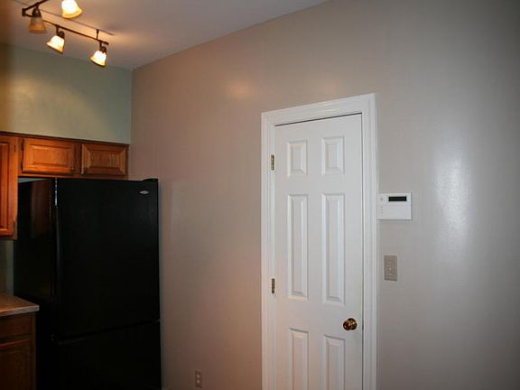 3rd image of 505 W Main St #505D