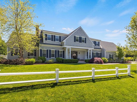 3rd image of 10 Shiverick Rd