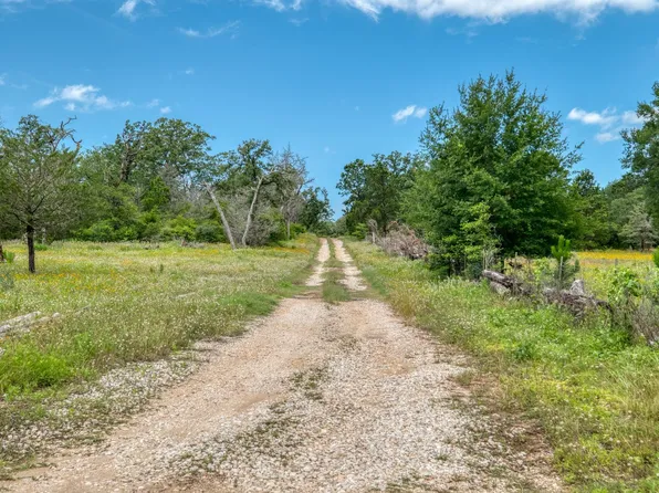 Pathfinders Way, Smithville, TX 78957