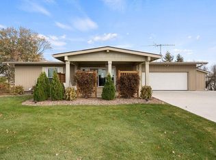 106 63rd Ave SW, Rochester, MN 55902