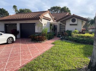 6037 Sunny Pointe Cir, Delray Beach, FL 33484