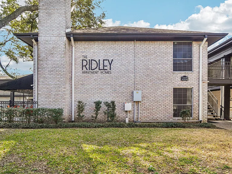 Ridley Apartments — Photo 18