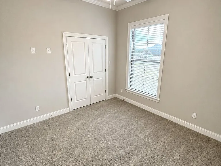 2067 Highpoint Pl — Photo 6