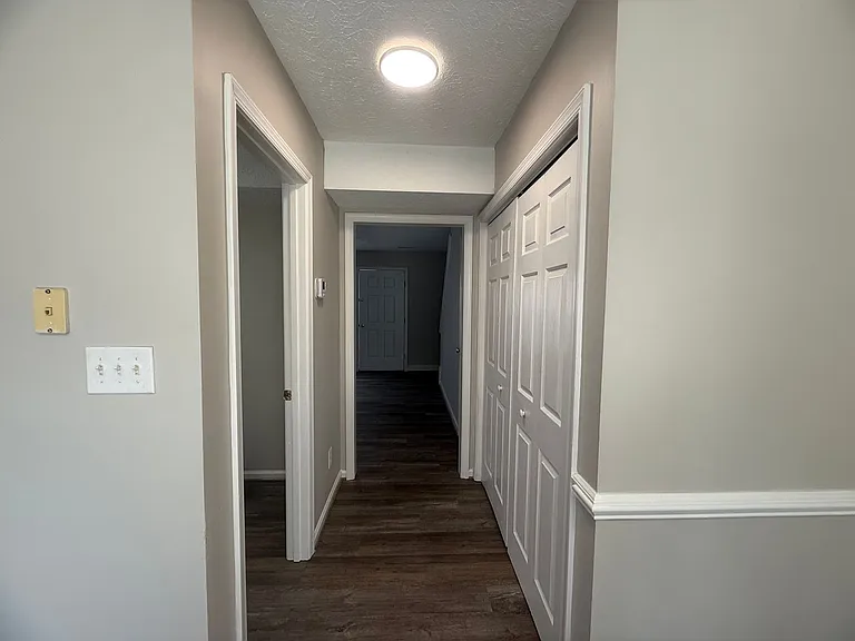 273 Mulberry Cir — Photo 9