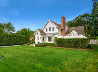 18 Bay View Ter, Southampton, NY 11968