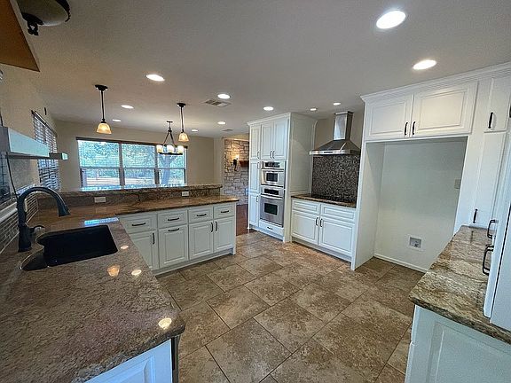 3rd image of 200 Cargill Dr
