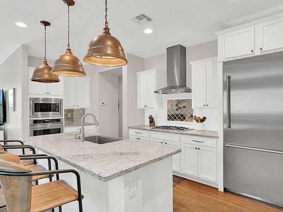 3rd image of 30910 N 26TH Avenue