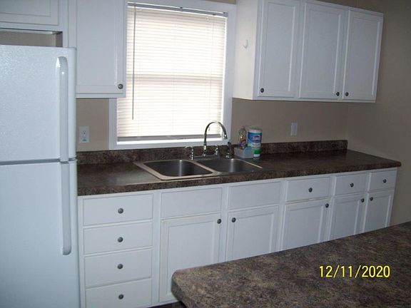 4th image of 218 W Francis St