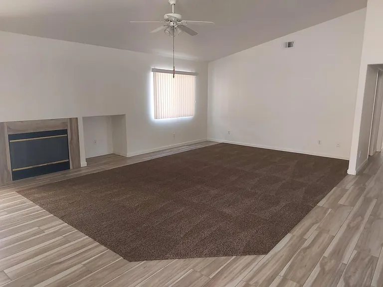 79315 Desert Wind Ct — Photo 9