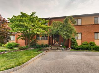 3 Lacosta Ct, Towson, MD 21204