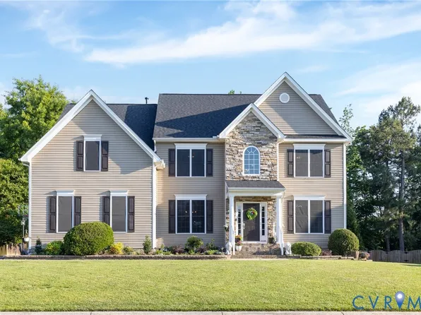 11306 Longtown Dr, Midlothian, VA 23112