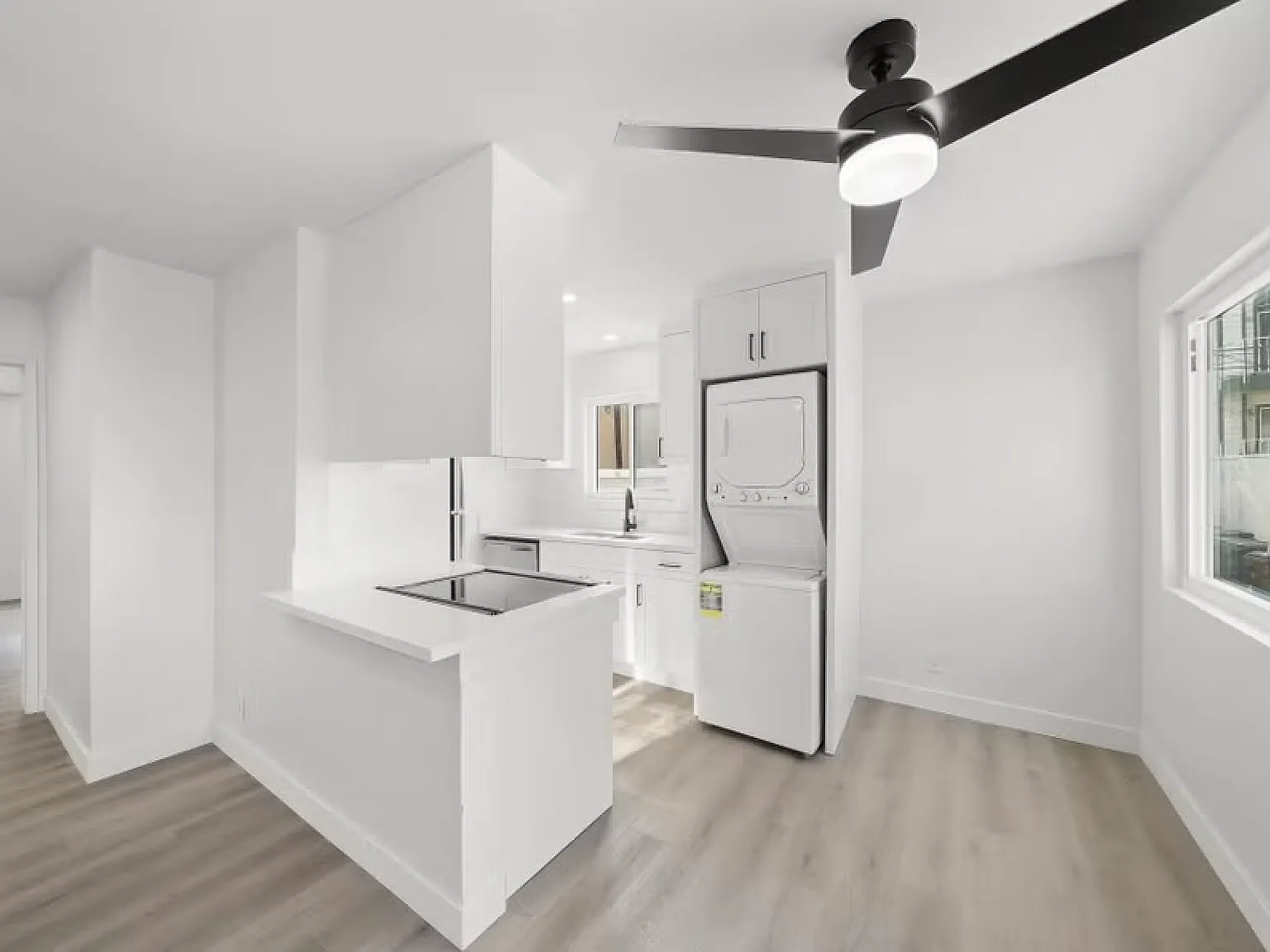 2 bed, 830 sqft, $2,595 — Photo 1