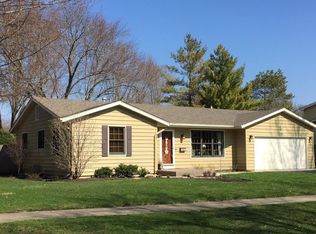 738 Westfield Dr, St Charles, IL