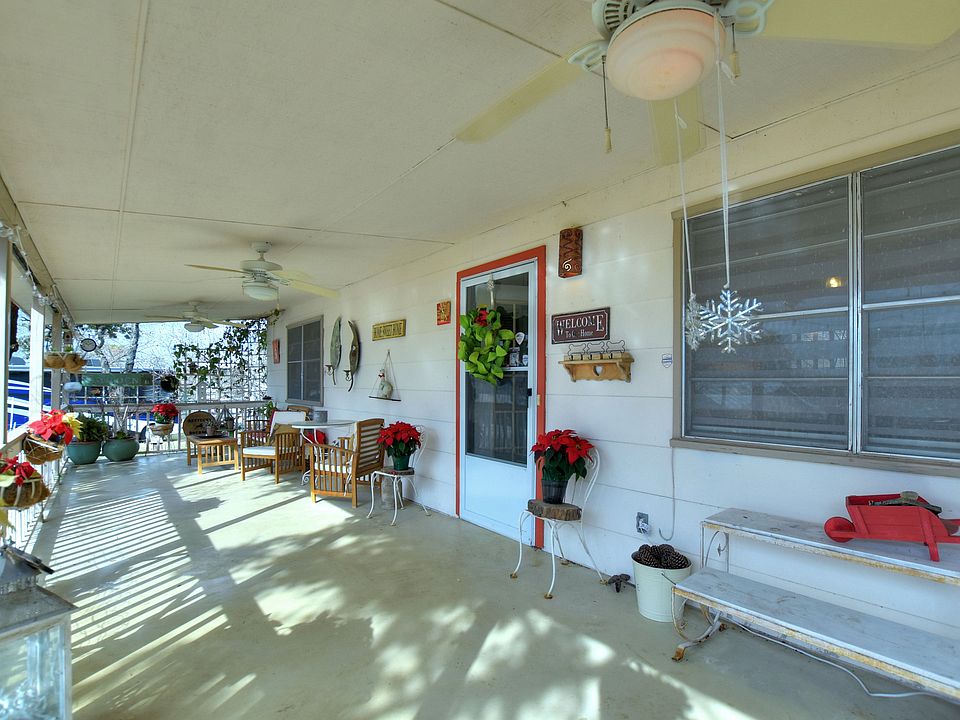 1st image of 106 Crescent Ln
