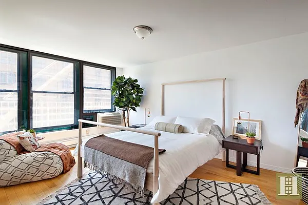 Sold by Halstead Real Estate | media 4