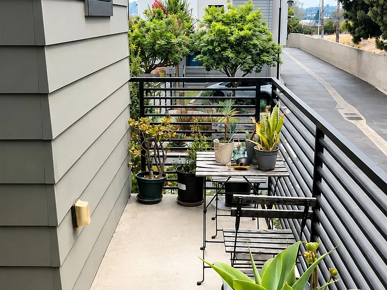 3901 Eagle Rock Blvd #11 — Photo 11