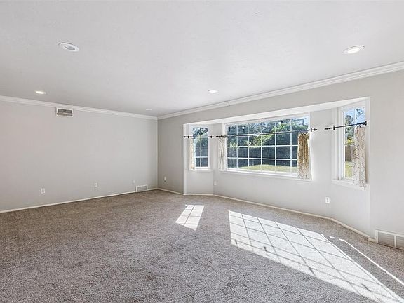 4th image of 2530 NW 51st St