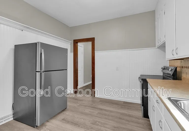 24 Lincoln Ave #REAR — Photo 6