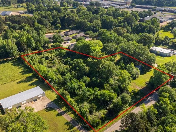 380 W Sterling Price St, Tatum, TX 75691