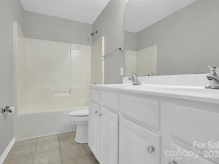 11239 Cypress View Dr — Photo 2