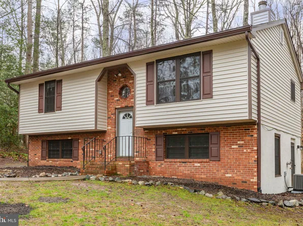 163 Lake Caroline Dr, Ruther Glen, VA 22546